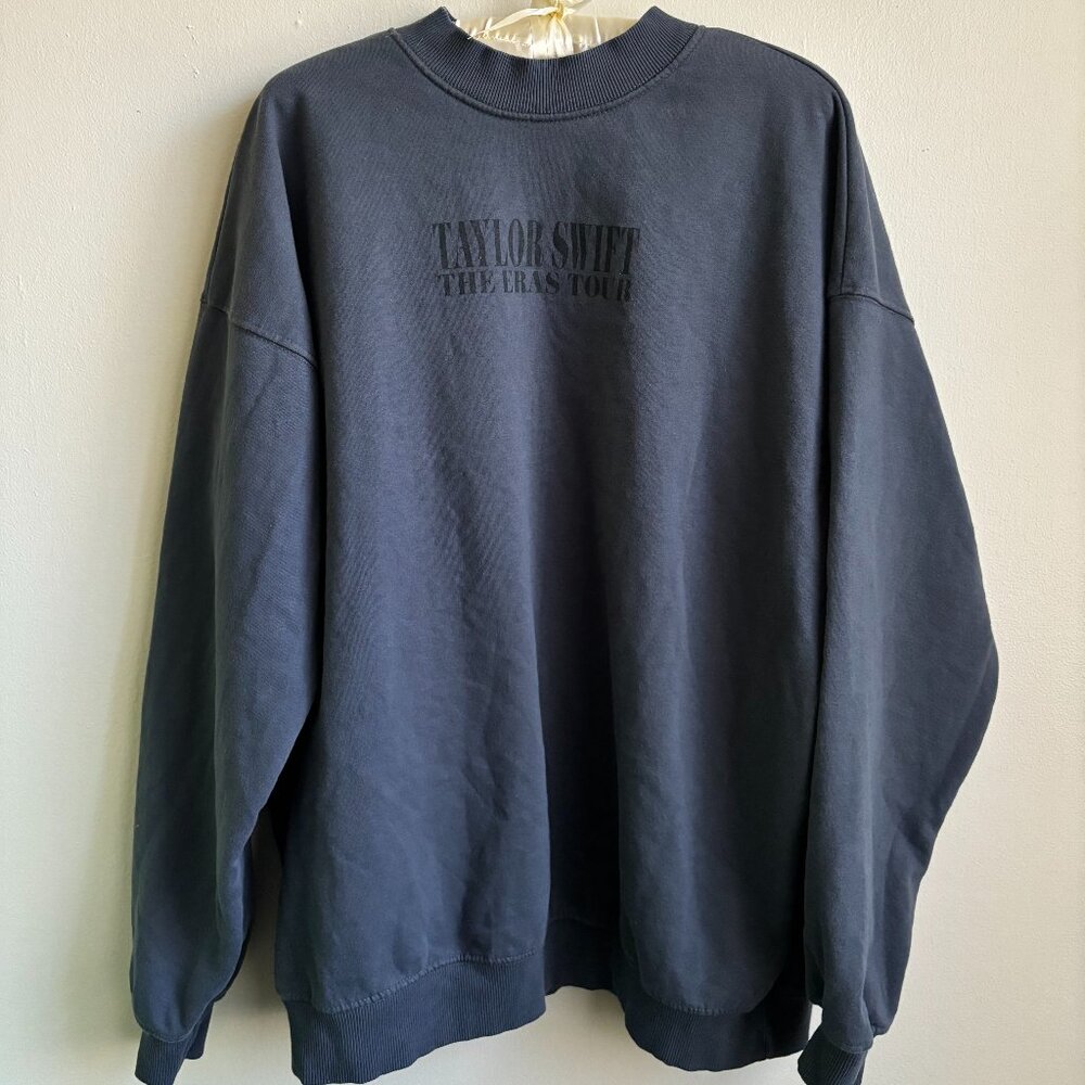 NWT Taylor Swift Eras Tour Official Crew Neck Sweatshirt Blue